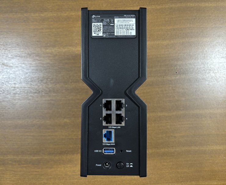 TP-Link Archer BE9300の背面