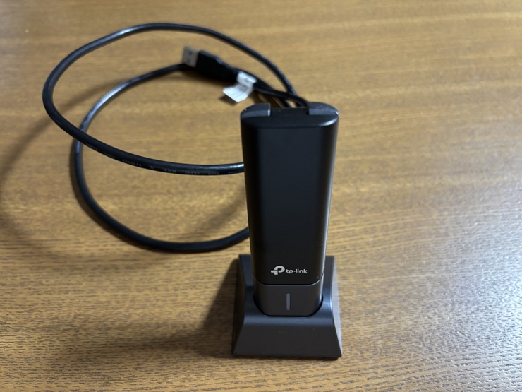 TP-Link Archer TXE70UHの本体